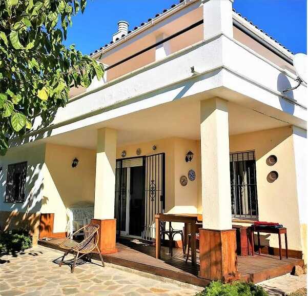 купити будинок з видом на море Тосса де Мар Іспанія фасад